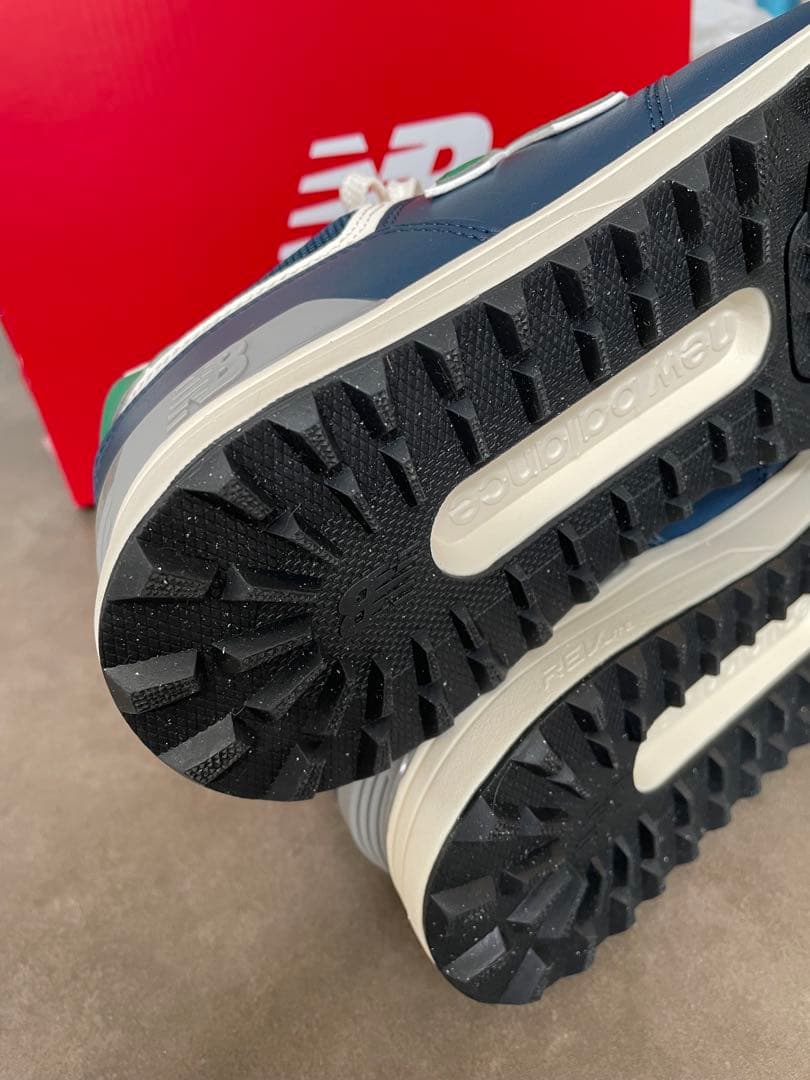 new balanceシューズ　新品未使用　24cm