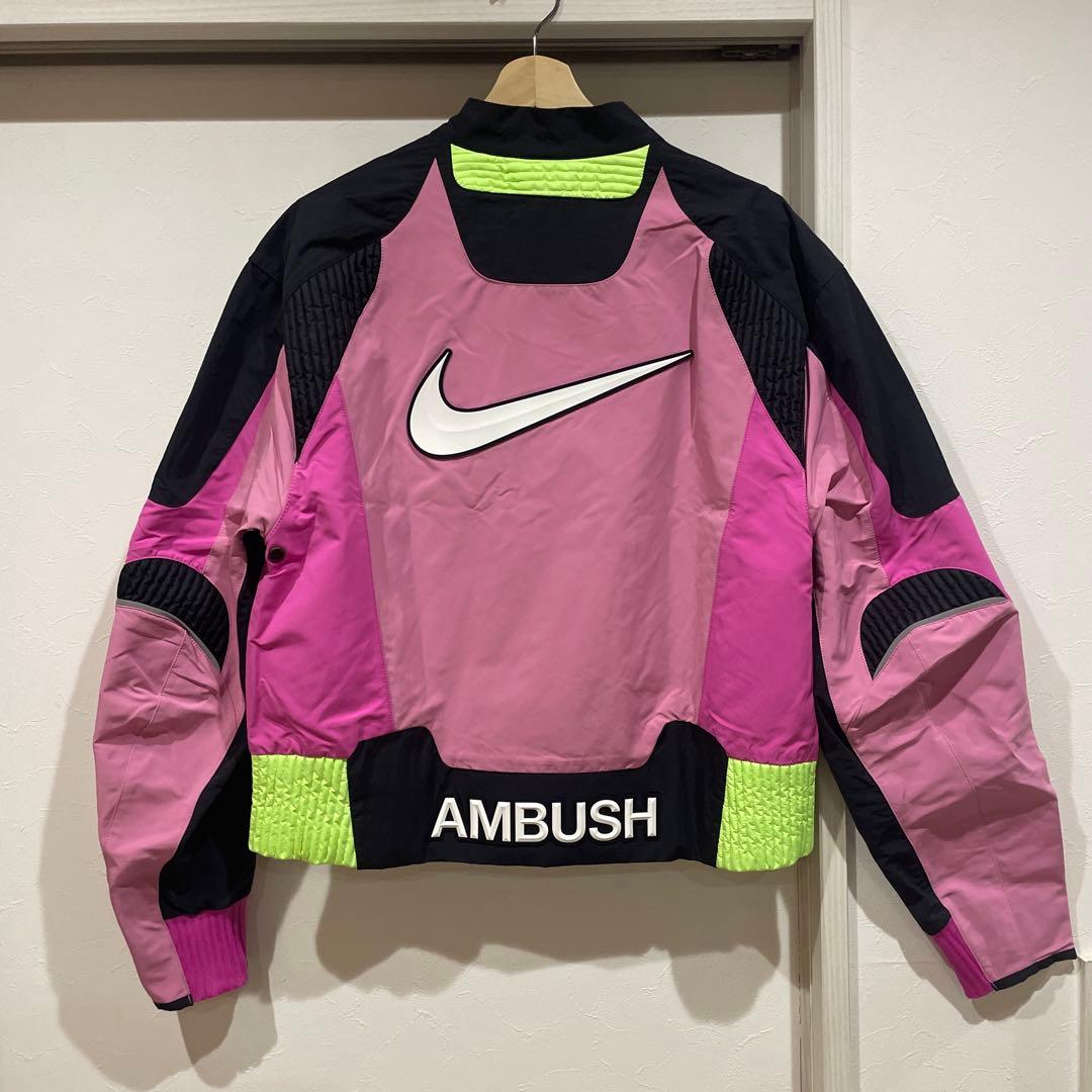新品タグ付 NIKE AMBUSH フロントロゴモータージャケット