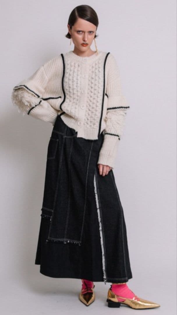 みるみる様　AULA AILA フリンジデザインアイボリーニットカーディガン