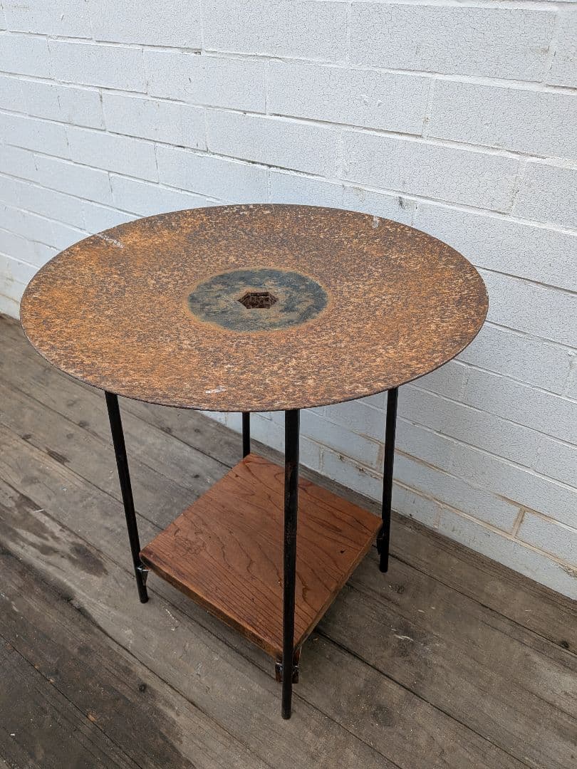 アイアン飾り棚