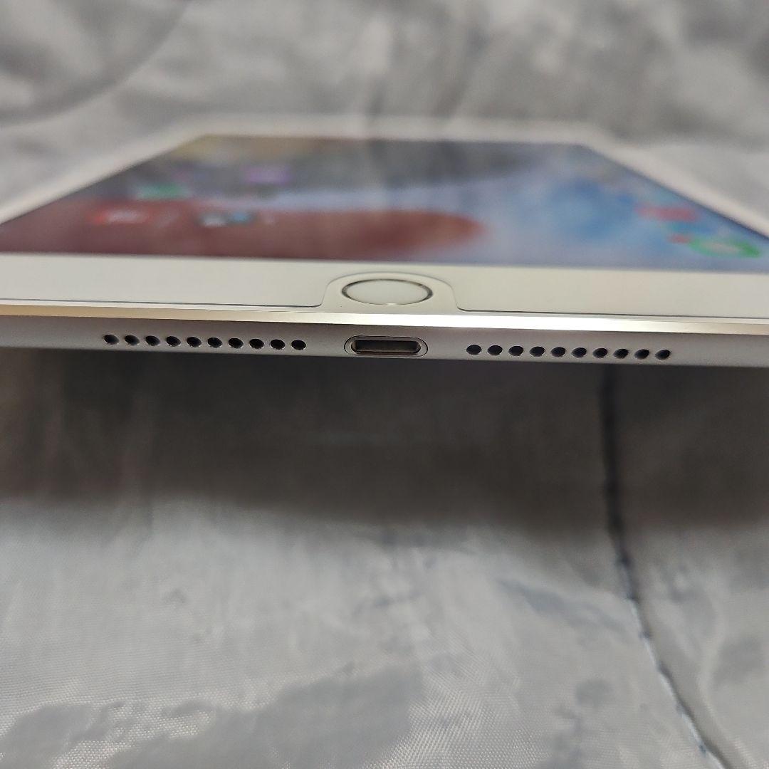 Apple iPad mini 4 128GB ホワイト(セルラーモデル）