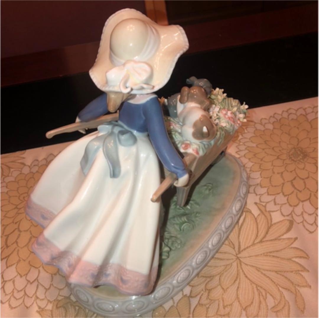 リヤドロ　乗せてあげる