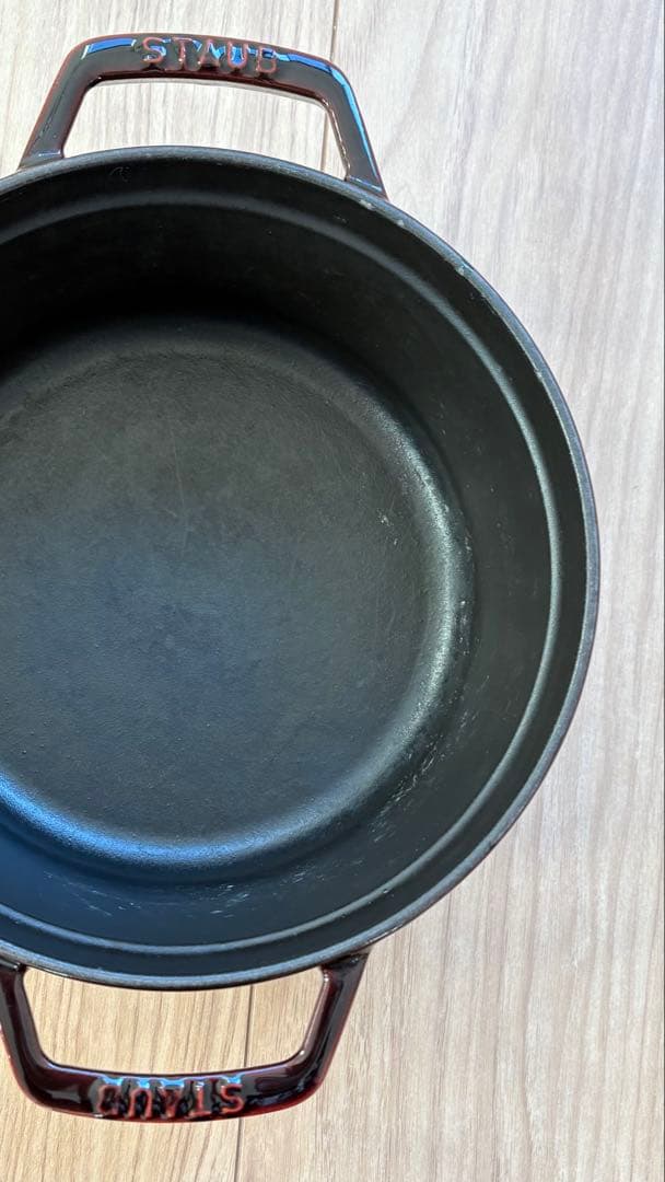 STAUB ストーブ　22cm 鍋