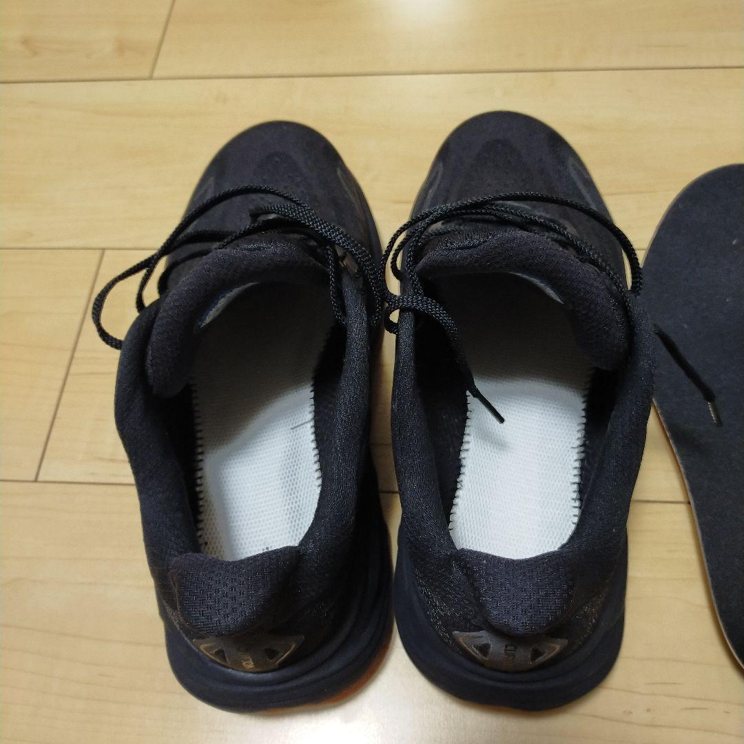 (美品)HOKA クリフトン10 エクストラワイド　26cm ブラック