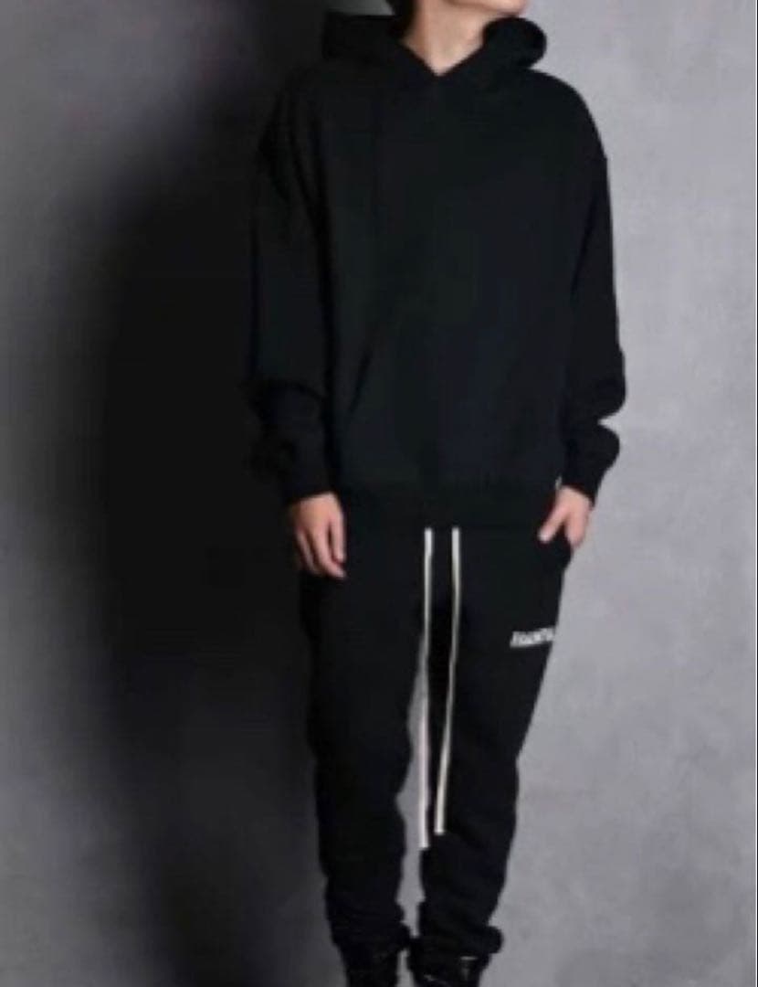 【新品】BOXY LOGO プルオーバーパーカー FOG ESSENTIALS