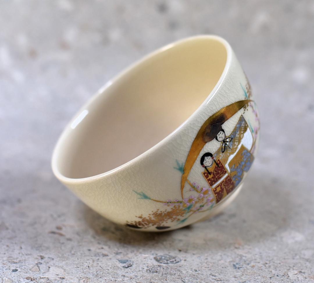 値下げ、平安栗田焼佳山作　雛金彩文茶碗 雛祭り　共箱/お茶道具