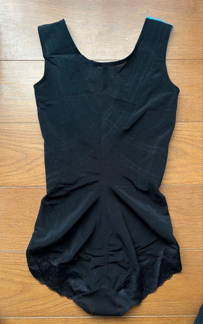 グラントイーワンズ ボディスーツ ブルームーン 80L