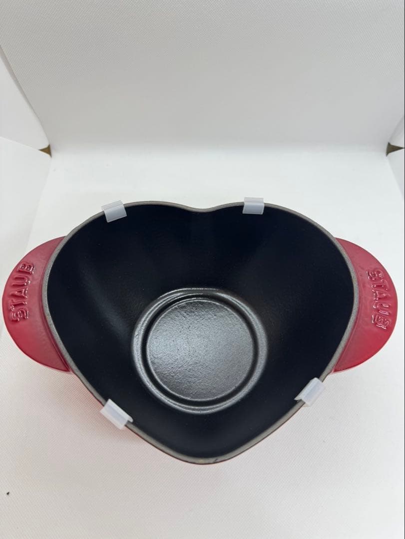 ストウブ　staub ハートココットレッド　ピコあり　未使用品