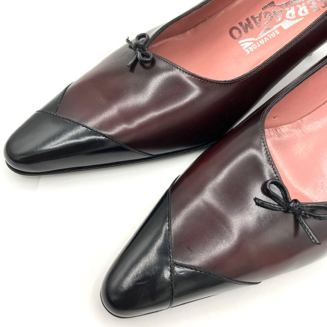 サルヴァトーレフェラガモ　パンプス　7.5C リボン バイカラー　本革