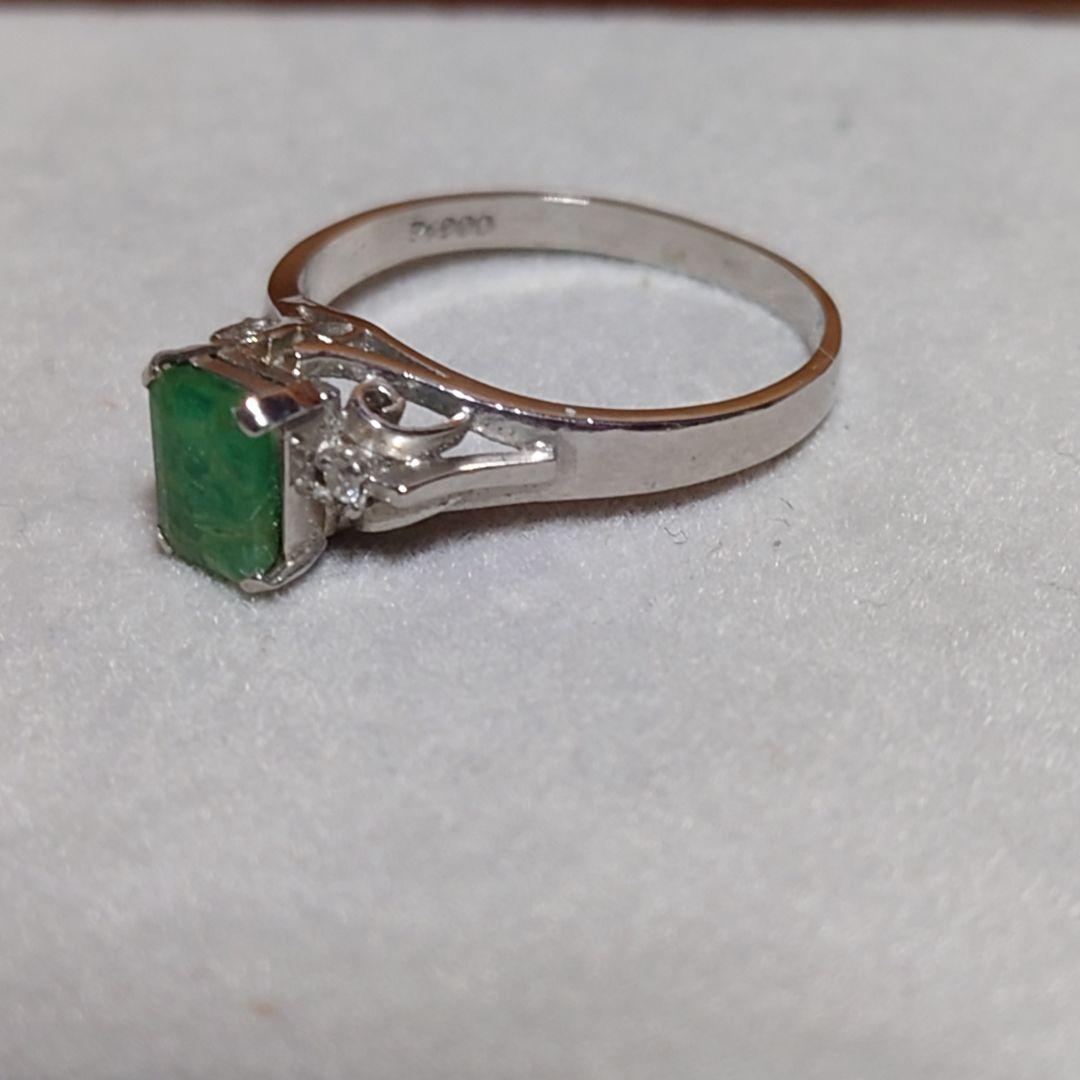 グリーンストーン エメラルドカット リング