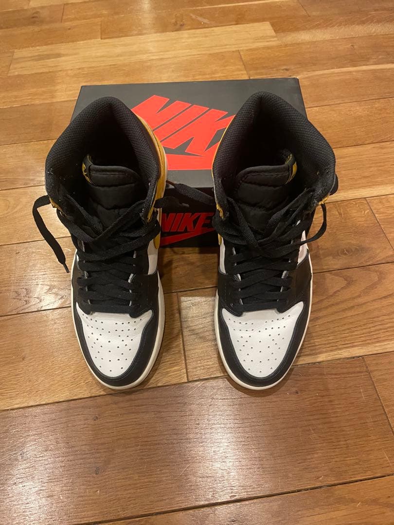 靴 Nike Air Jordan 1 Black/White/Yellow