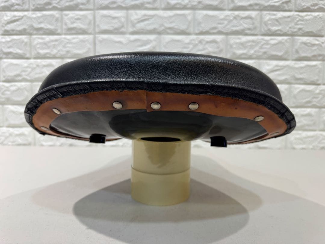 ショベル　サドル　シート　ハーレー　FL H FL FX パン　ソロ　ビンテージ