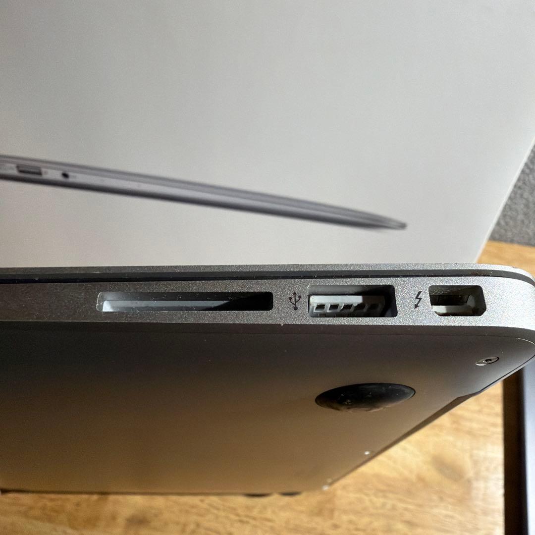 MacBook本体 Macbook Air 2016 128GB MMGF2J/A A1466