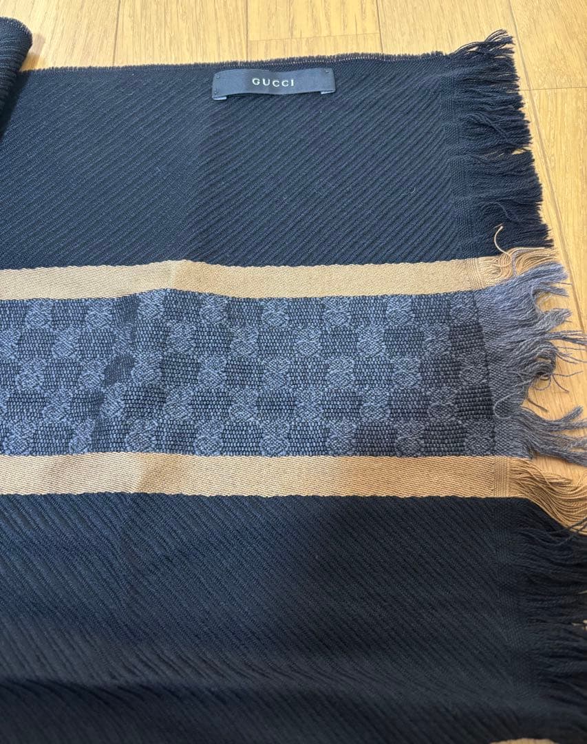 GUCCI （グッチ）　マフラー