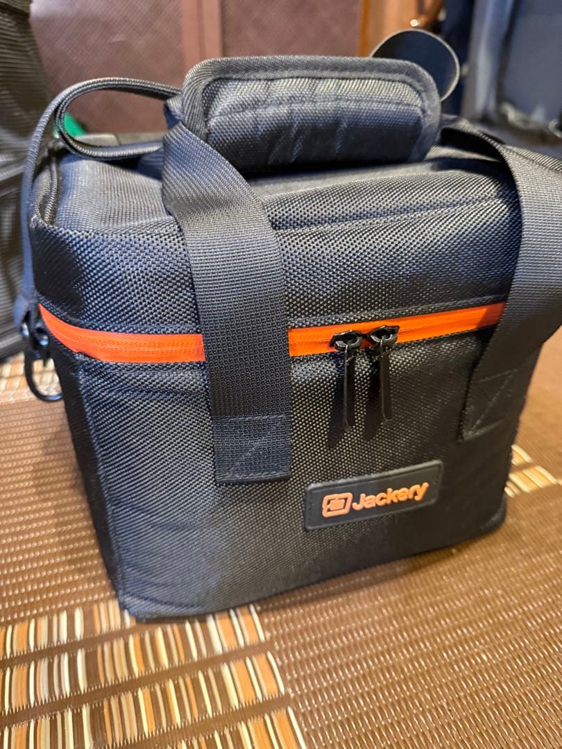 Jackery ポータブル電源 専用ケース付き 400