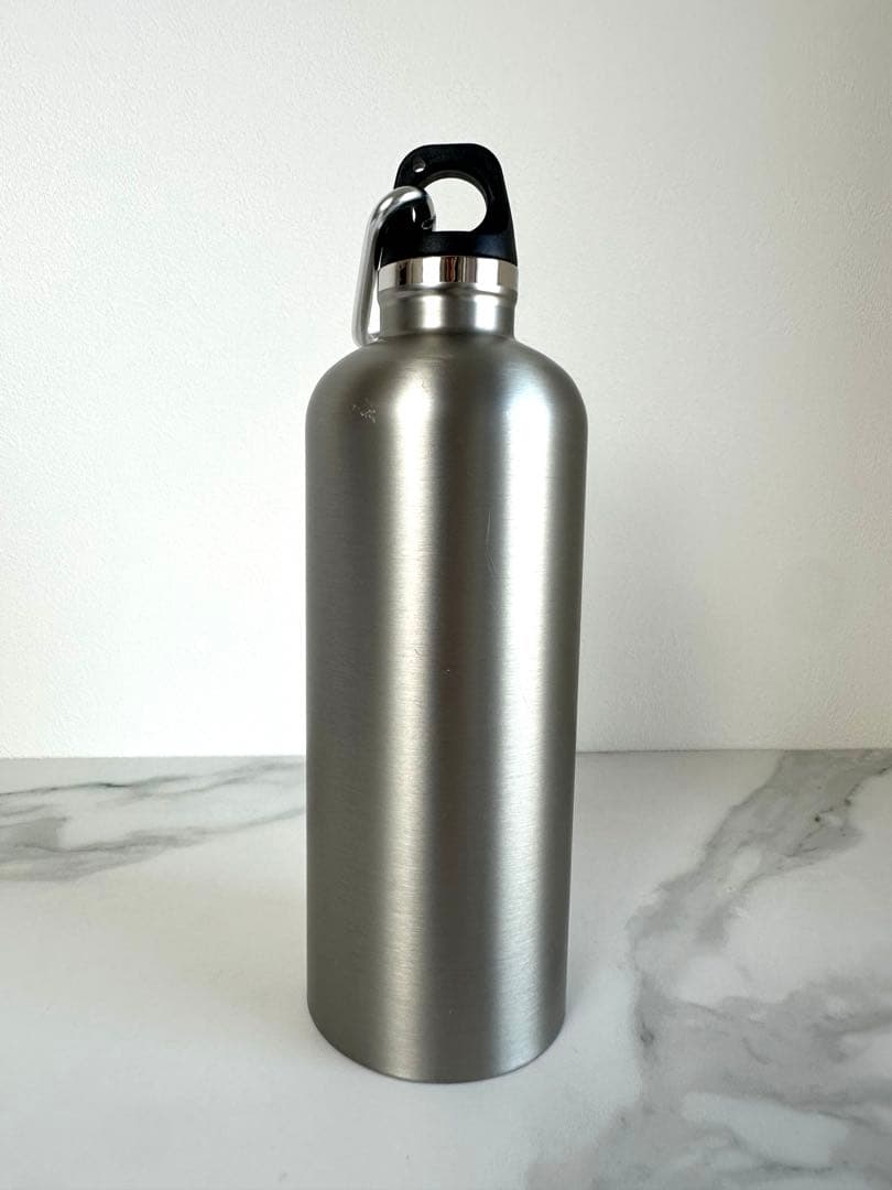 PRADA ステンレスウォーターボトル　500ml