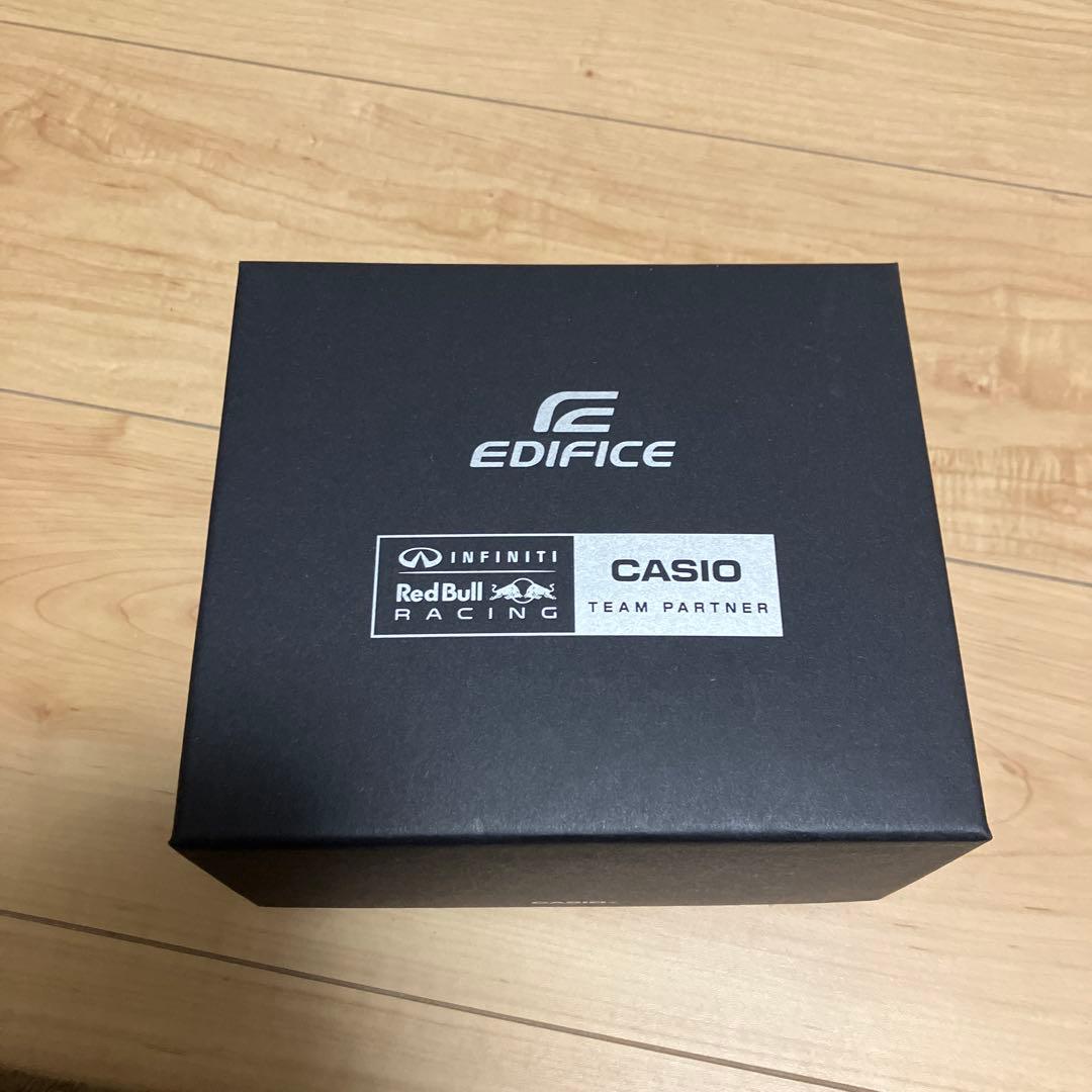 [値下げ]カシオEDIFICE レッドブルコラボモデル 新品未使用品