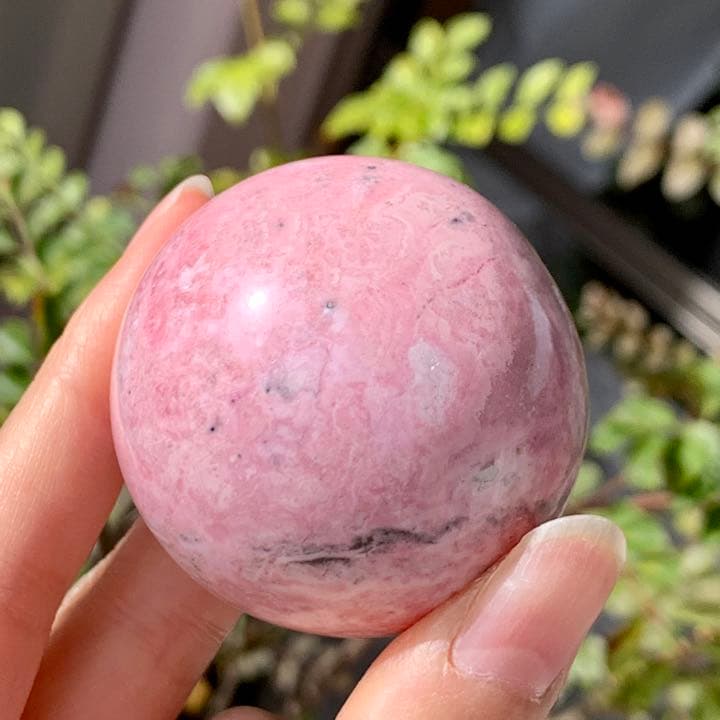 レアカラー！　ロードナイトスフィア　ペルー産　天然石