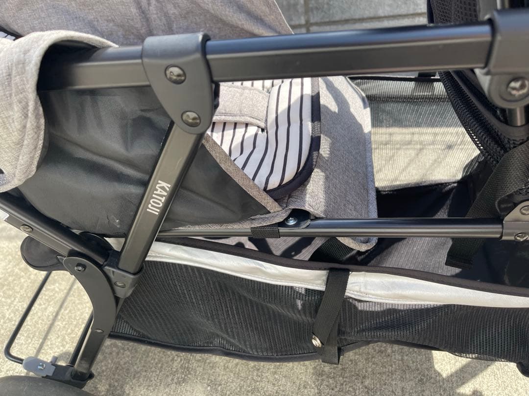 2人乗りベビーカー カトージKATOJI 双子 兄弟　ダンデムストローダー