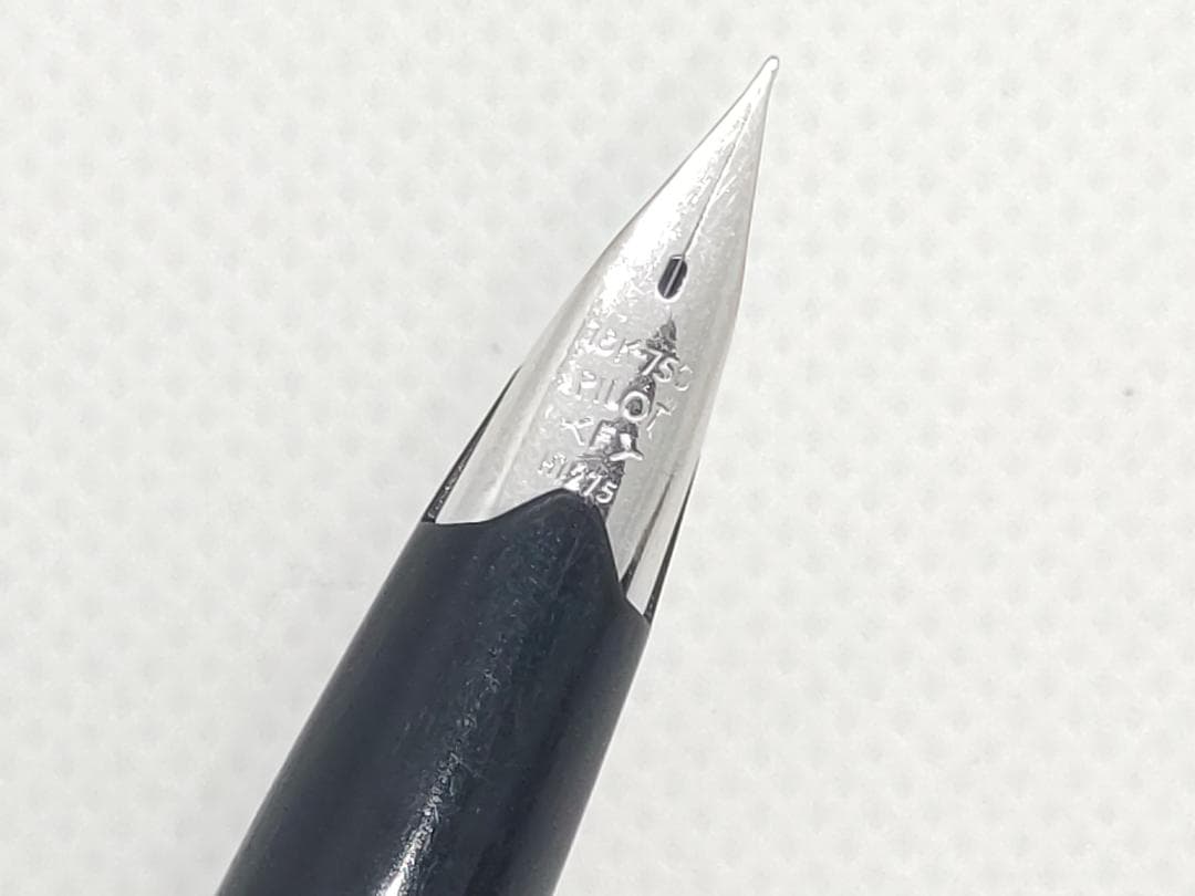 パイロット エリート 万年筆18K 細字 F H275 1975年製 筆記確認済