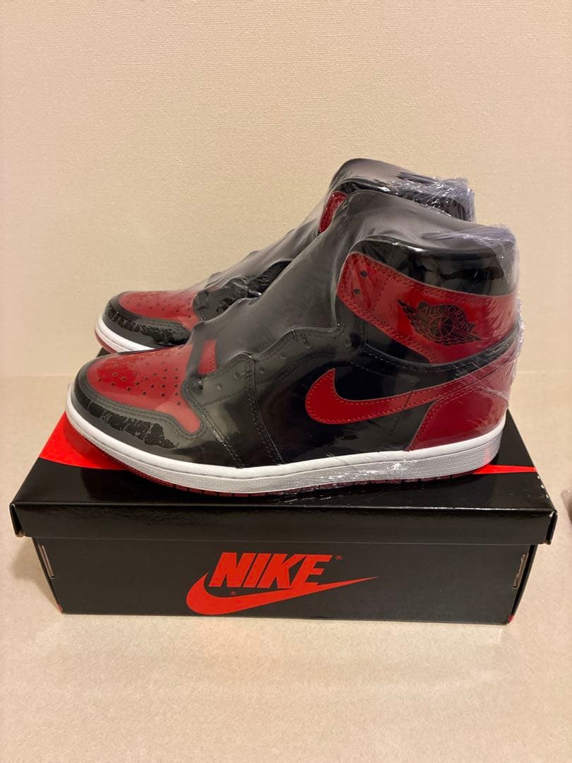 JORDAN 1 HIGH '85 BRED 黒赤 スニーカー パテントブレッド