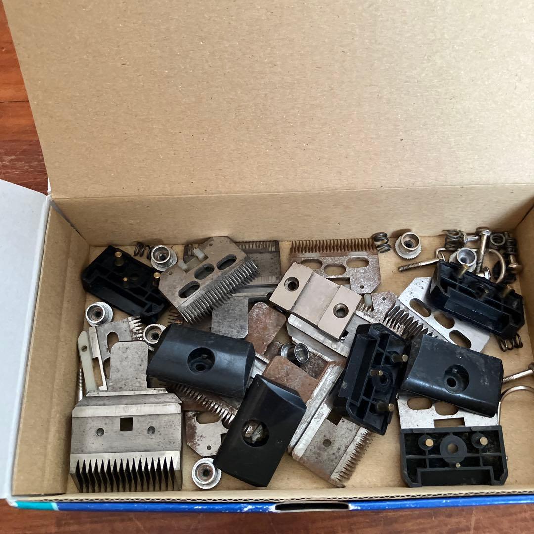 TAPTO バリカン 4台セット ☆ジャンク品☆