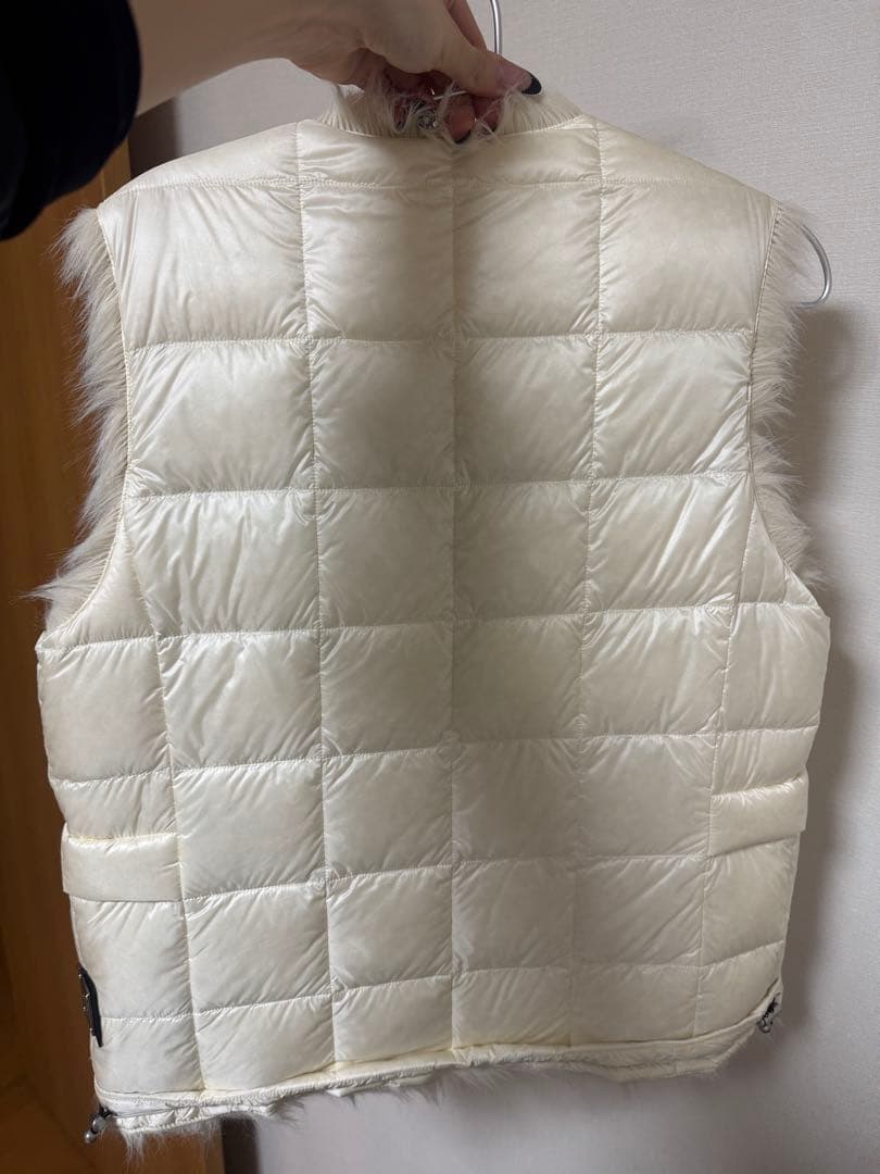 TAION ホワイト ダウンベスト　1/30まで値下！