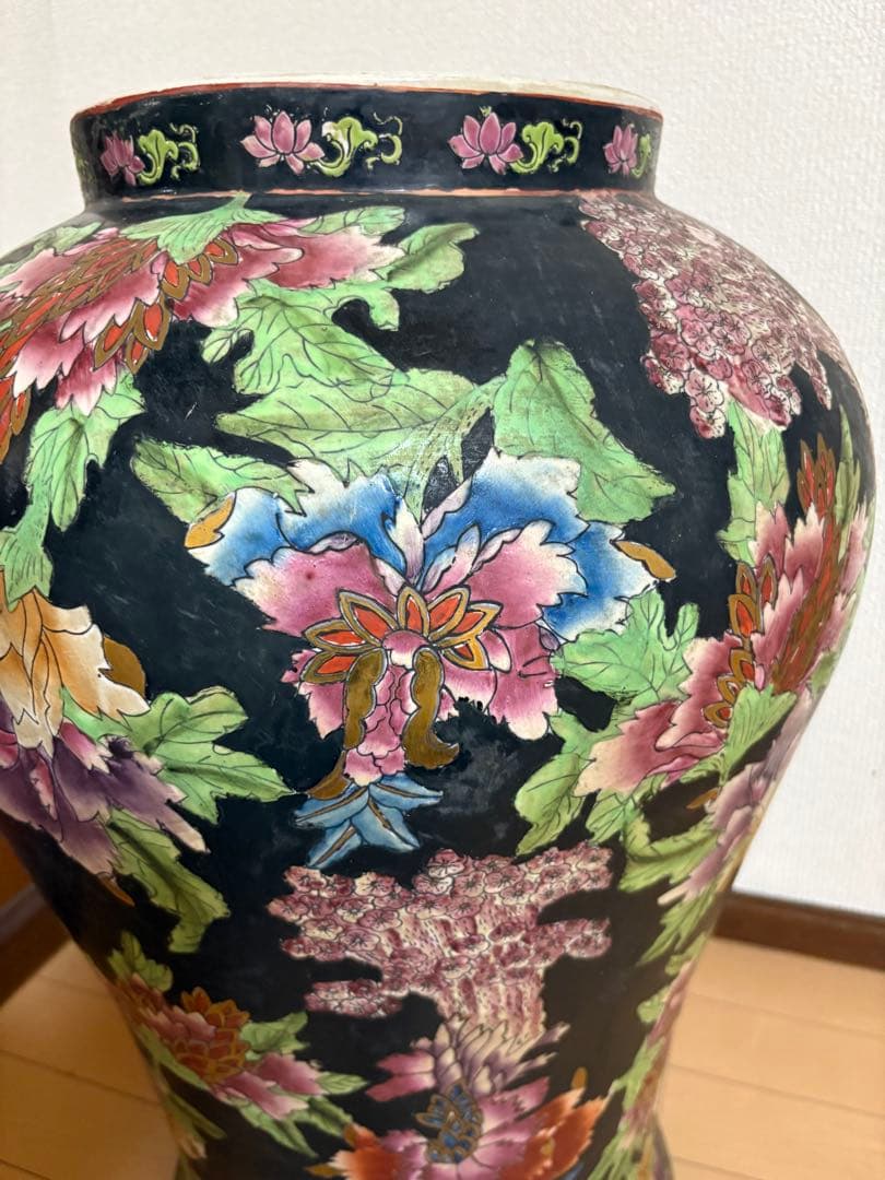 大型花瓶　飾り壺　置物