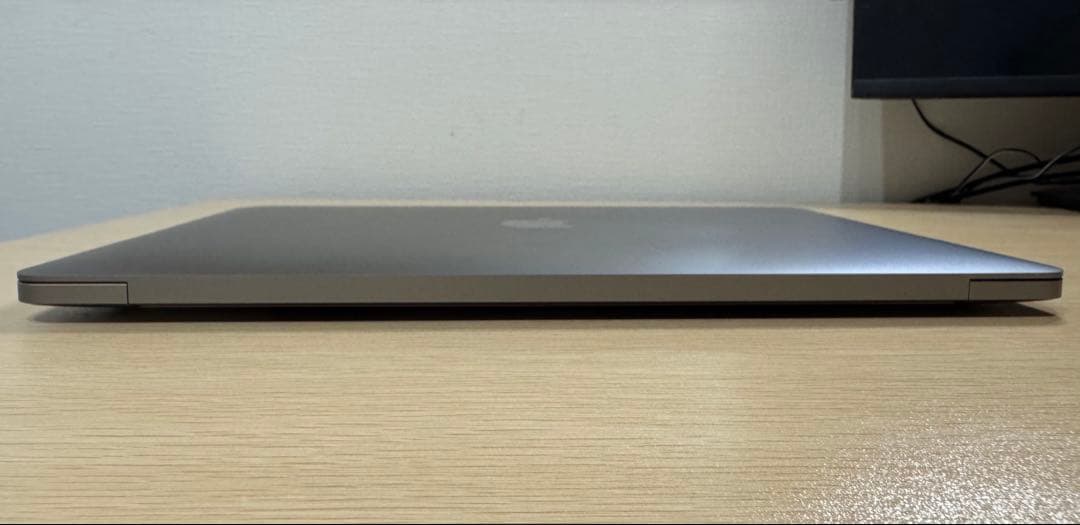 MacBook Pro M2 2022 8GB 256GB スペースグレイ