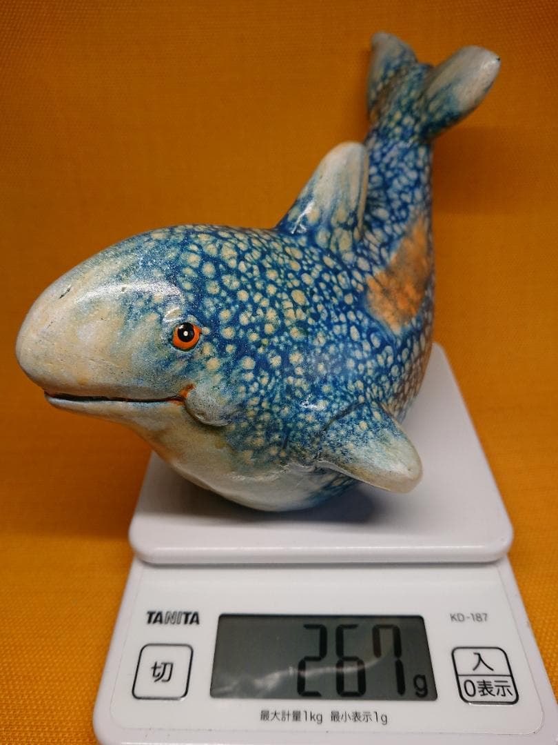 クジラ　陶器　手描き　オブジェ　置物　インテリア　工芸品　美術品　A3117