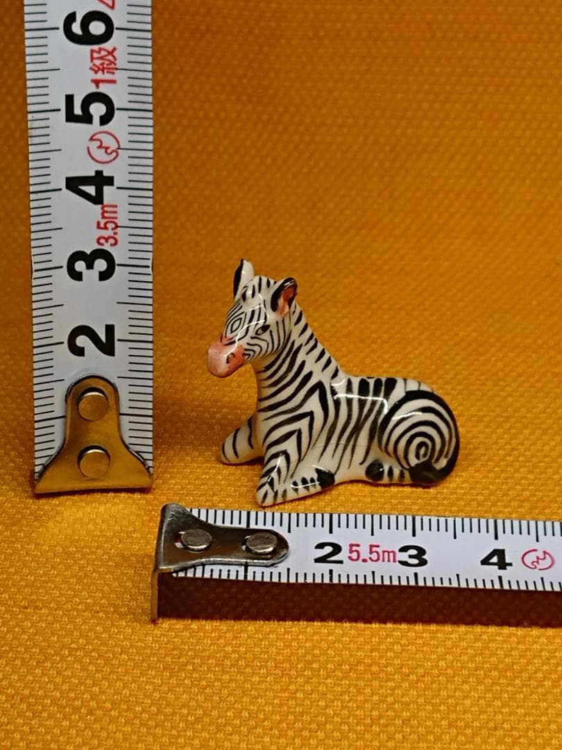 シマウマ　陶器　オブジェ　置物　インテリア　工芸品　美術品　A2670