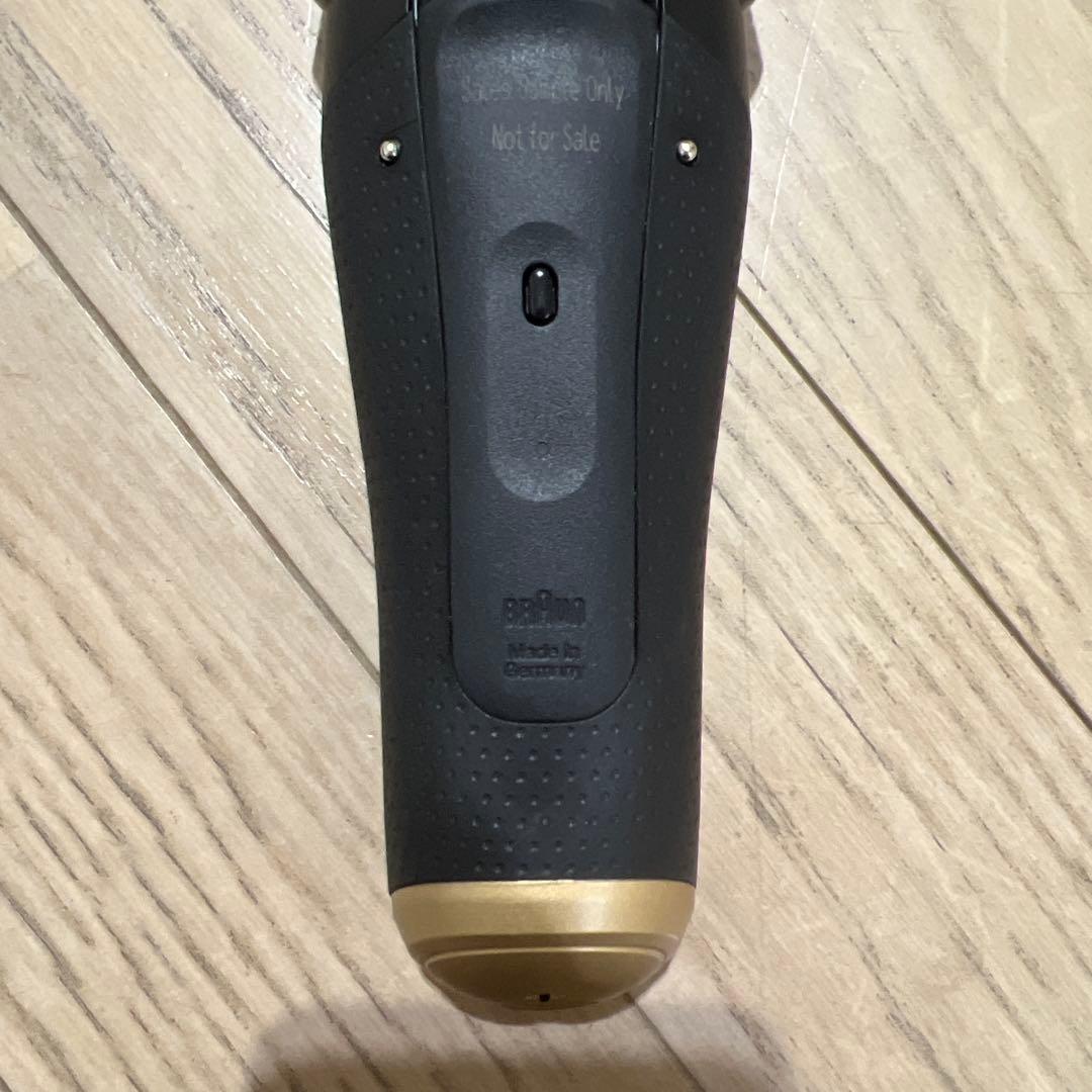 BRAUN Series9 sport+ 本体＆充電コード