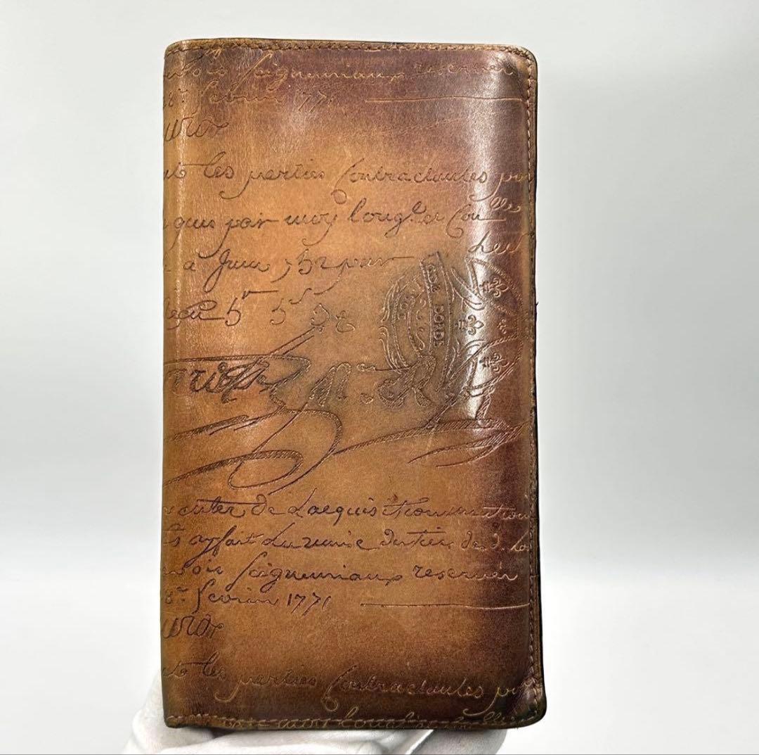 土*斐様 Berluti 手書き風レザー長財布