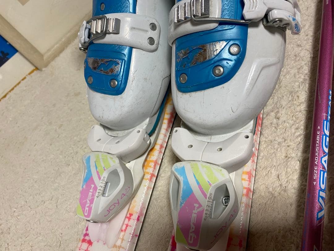 ジュニア　 head JOY スキー板 137cm ブーツ23cmストック伸縮式