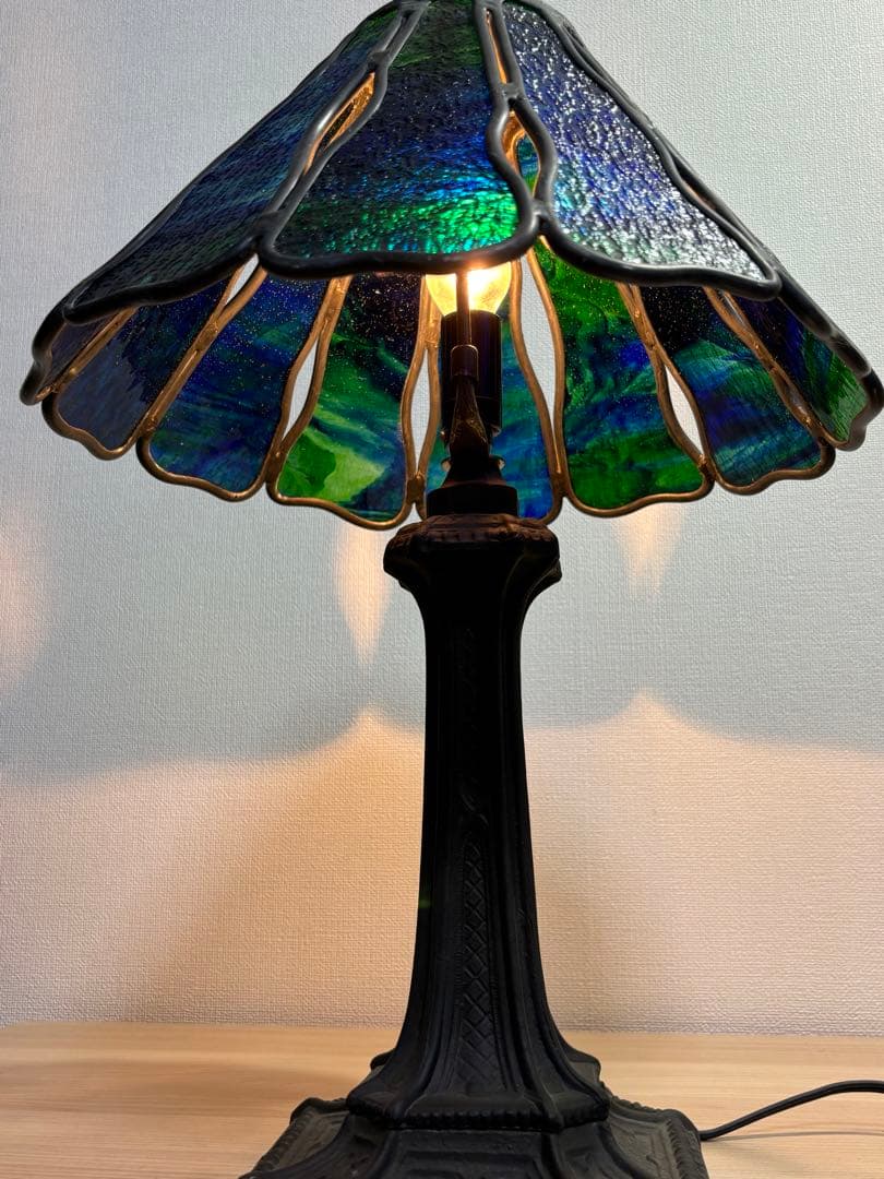 アンティーク　ステンドグラスランプ 青と緑のグラデーション