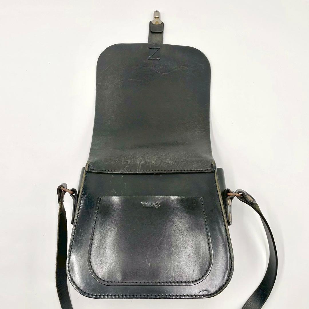 Herz ヘルツ ショルダーバッグ メッセンジャー オールレザー ブラック 黒