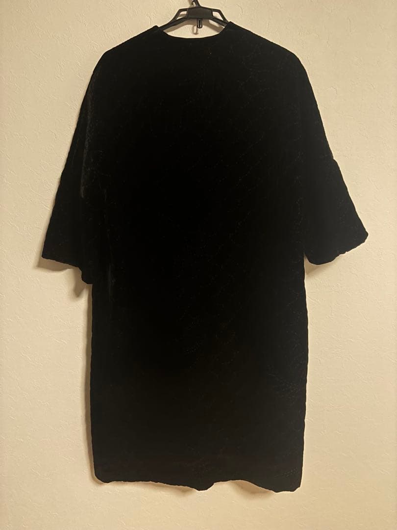 【新品未使用】152000円からお値下げ中！　towavaseベルベットコート