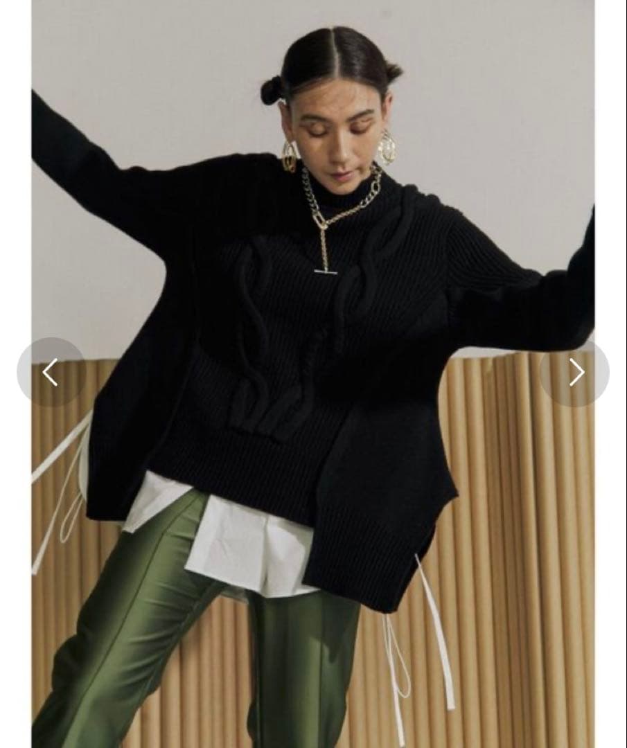 UN3D. ブラック ケーブル編み オーバーサイズニット