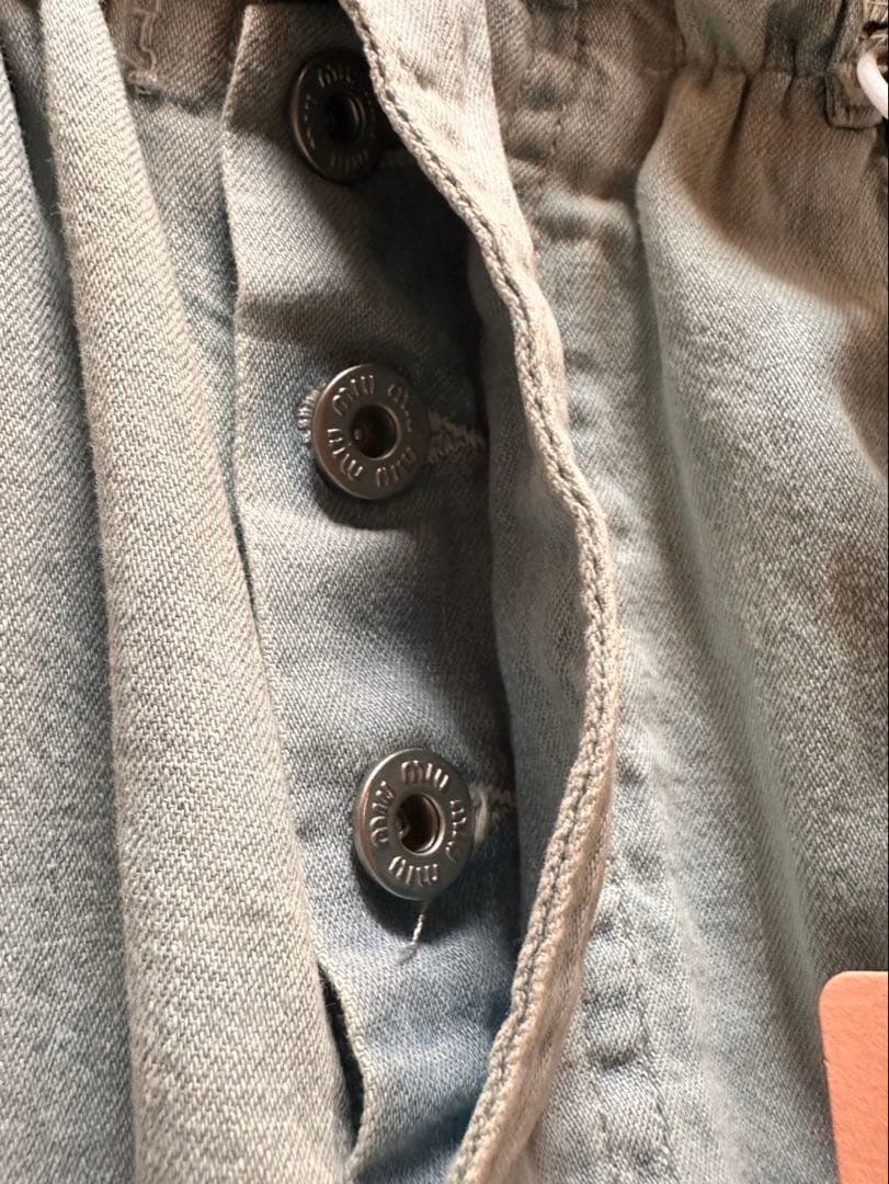 miumiuライトブルーデニムパンツ ウエストゴム