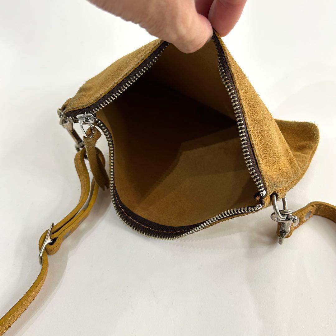 HTC スタッズ　スエードポーチ　レザー紐(調整可能)