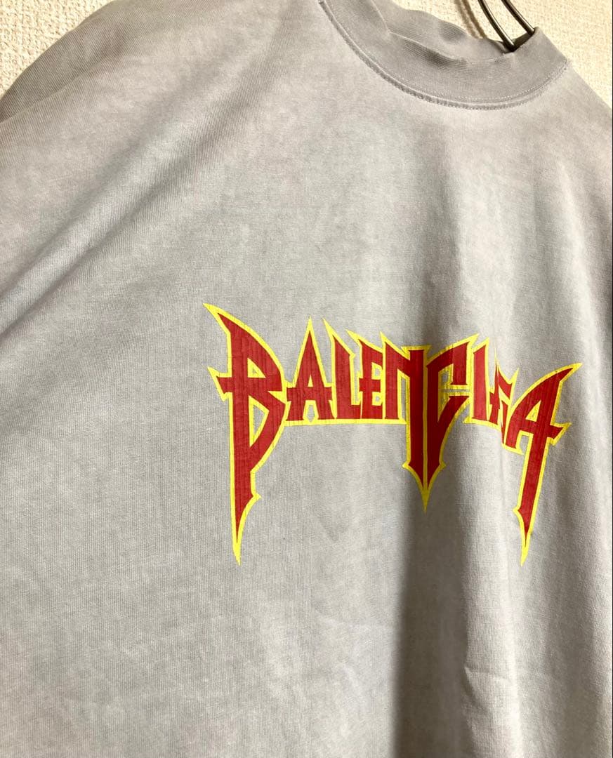 BALENCIAGA バレンシアガ　デストロイ　メタルロゴ　tシャツ グレー