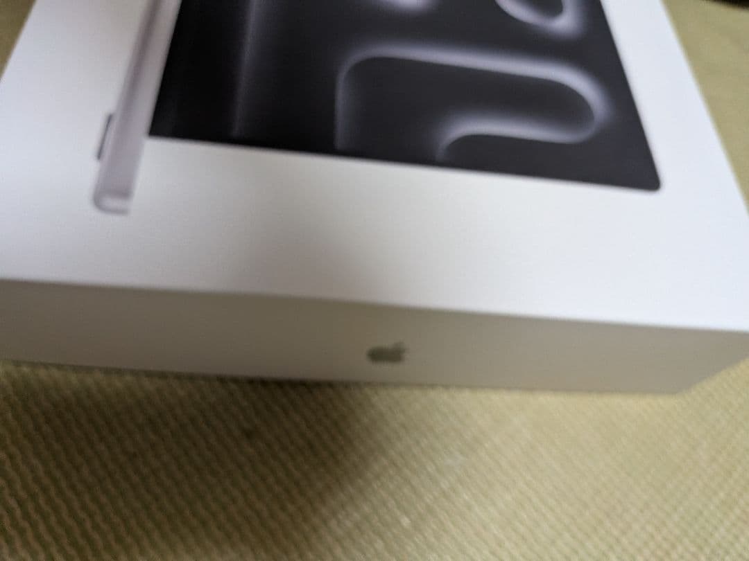 1*5様 新品未使用未開封 MacBook Pro M5 512GB SSD 1