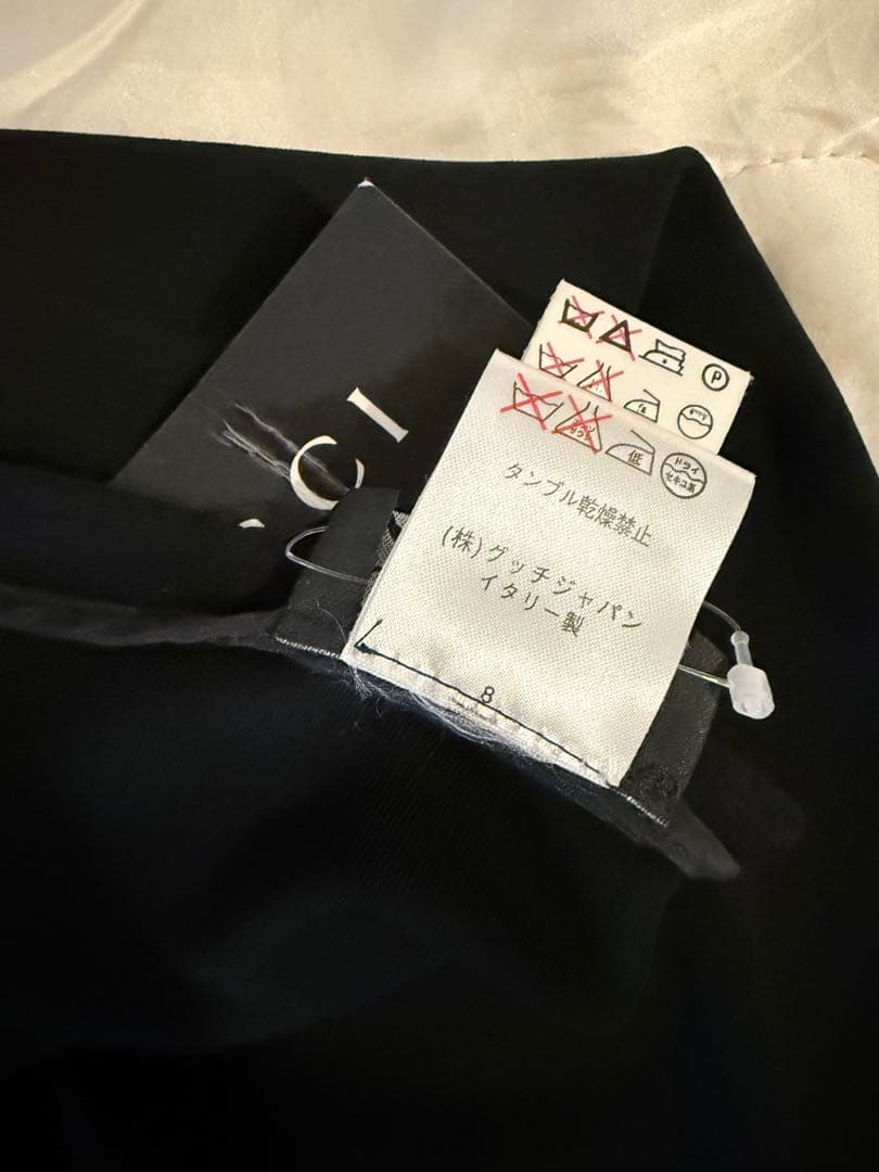 ★新品未使用タグ付き★GUCCI :ブラック タイトスカート(サイズ42)