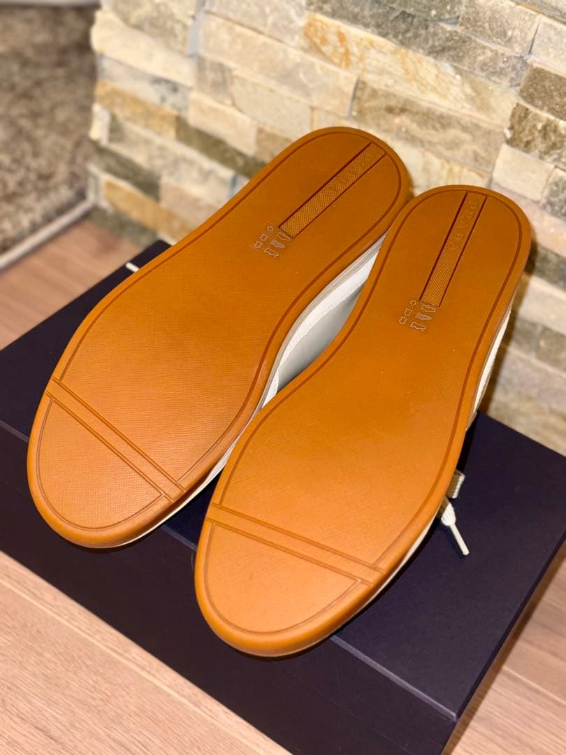 正規品☆PRADA メンズスニーカー 27.5☆新品未使用
