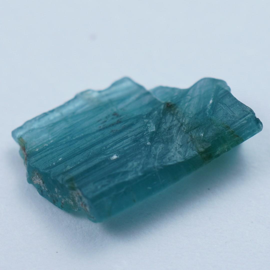 グランディディエライト　結晶　原石　マダガスカル産