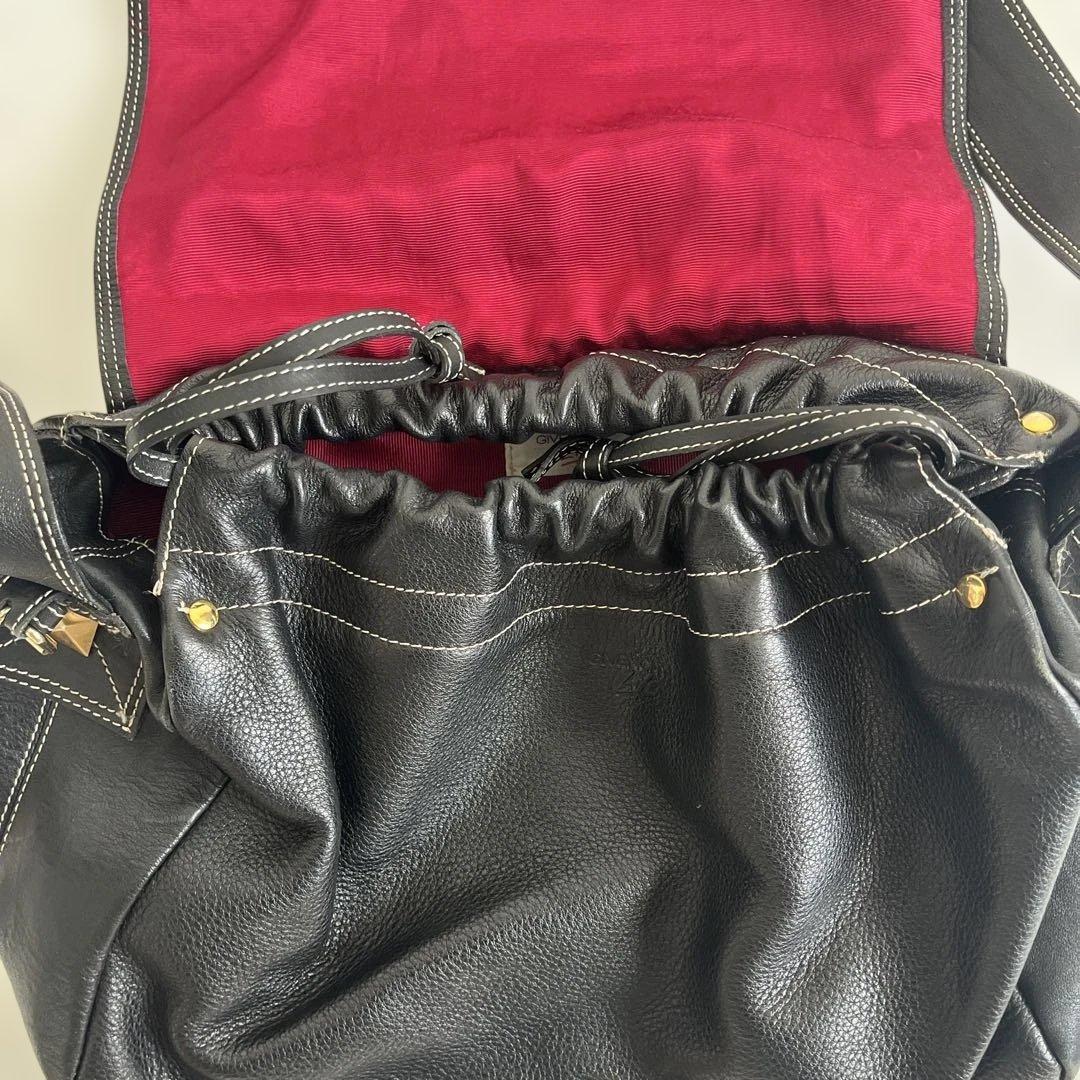 ジバンシィ GIVENCHY ショルダーバッグ レザー