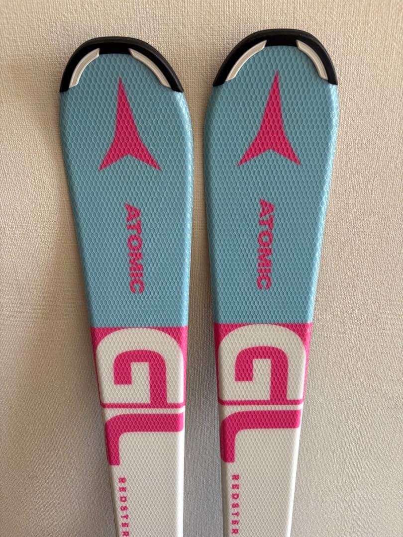 スキー板ATOMIC ジュニア 130女の子用