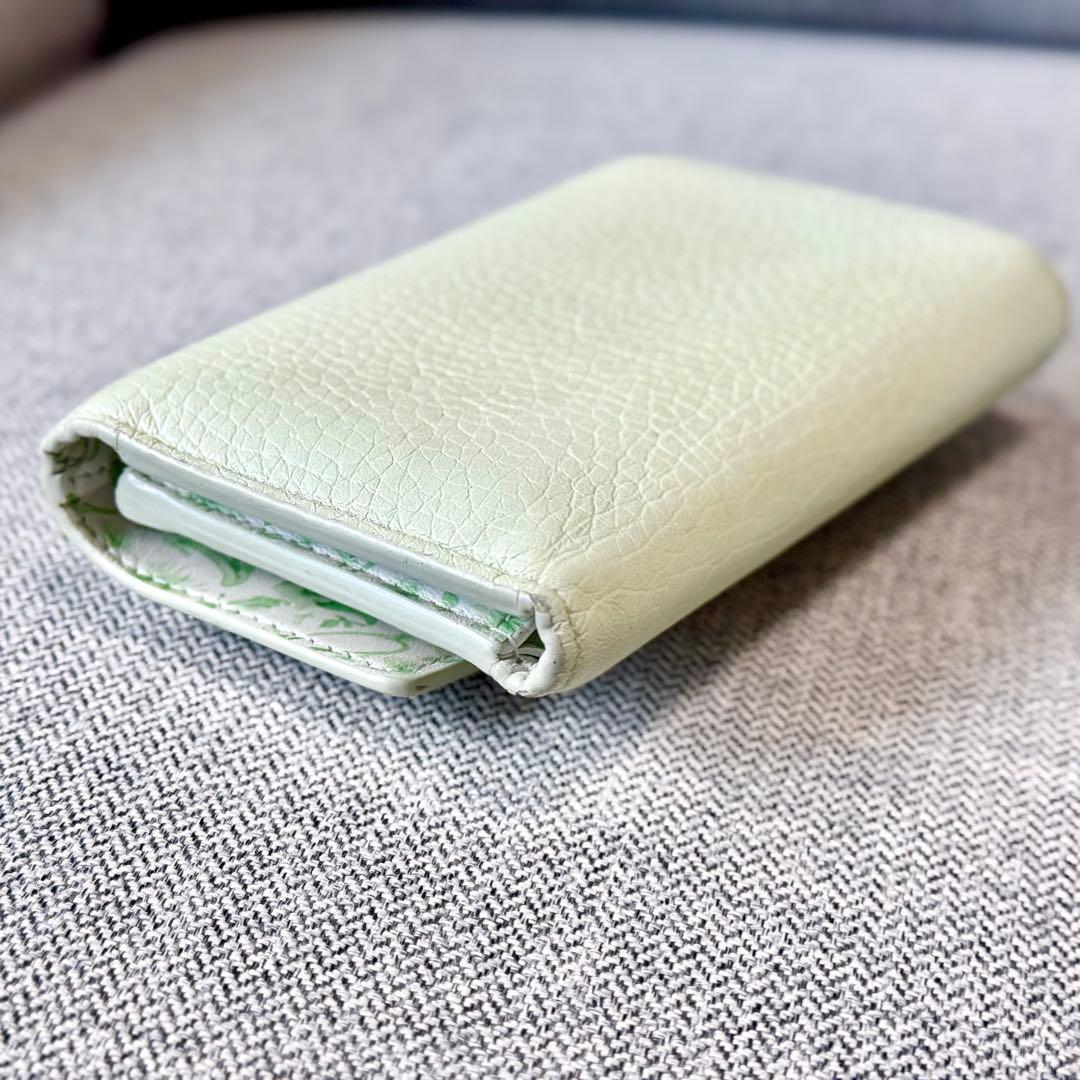 ルイヴィトン ポルトフォイユ カプシーヌ コンパクトウォレット 限定モデル