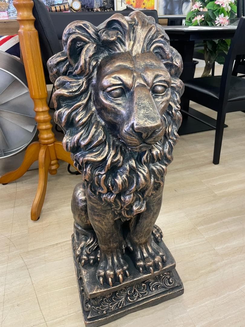ガーデンオブジェ　ライオン　クラウン　ヨーロピアン　園芸　アンティーク　置物　庭