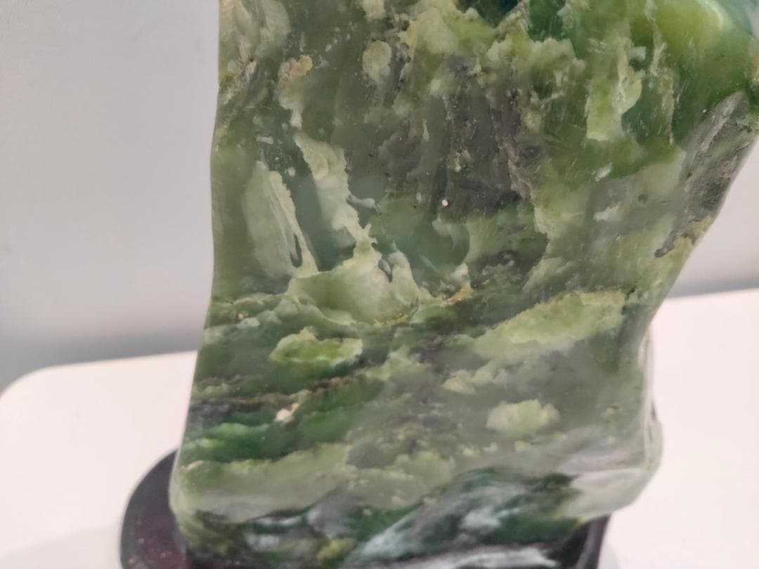 【鑑定書付き】天然翡翠ネフライト5.8kg☆観賞用石☆天然石☆コレクター放出